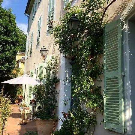 La Bastide Du Bosquet Couette-café Antibes